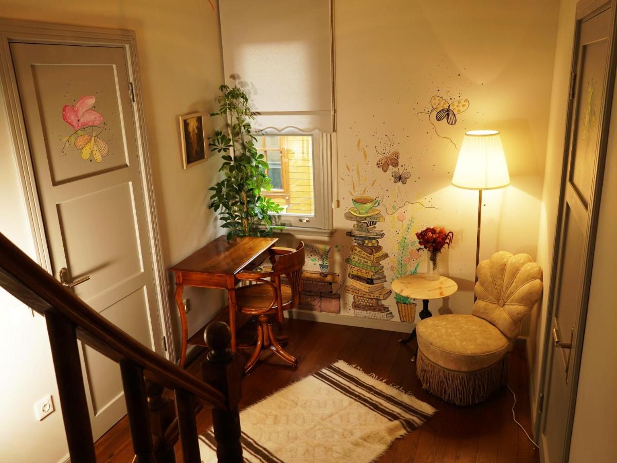 Tilas - In 19th Century Wooden Townhouse,kadikoy * Istanbul