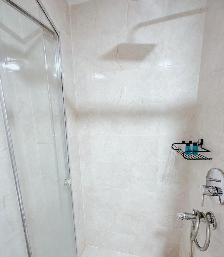 Aliya No1-new Close To Taksim *
