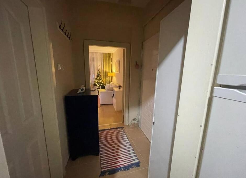 Apartment Cosy And Fully Furnished 2 Bedroom *