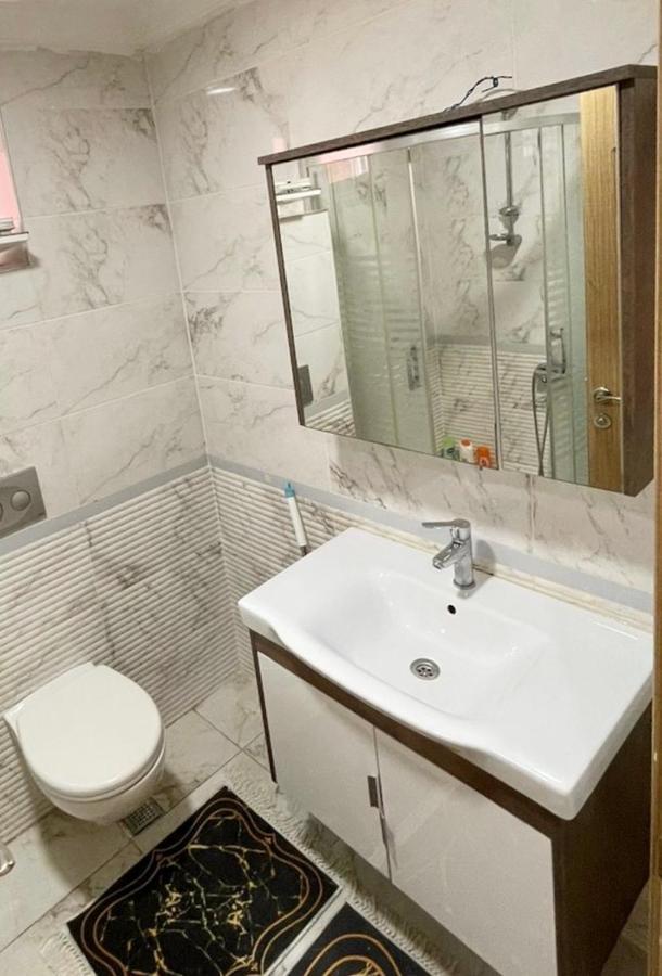 Trump Tower - Cevahir Shopping Center - Sisli Metro Iki Yatak Odali Klimali Tuem Daire Apartment