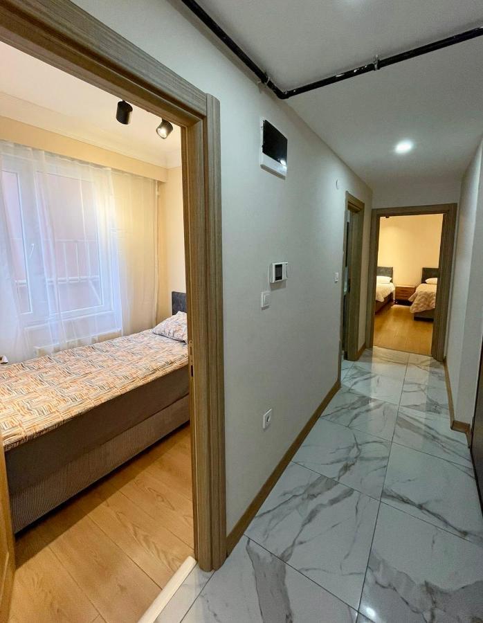 Trump Tower - Cevahir Shopping Center - Sisli Metro Iki Yatak Odali Klimali Tuem Daire Apartment *