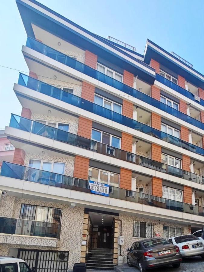Apartment Trump Tower - Cevahir Shopping Center - Sisli Metro Iki Yatak Odali Klimali Tuem Daire