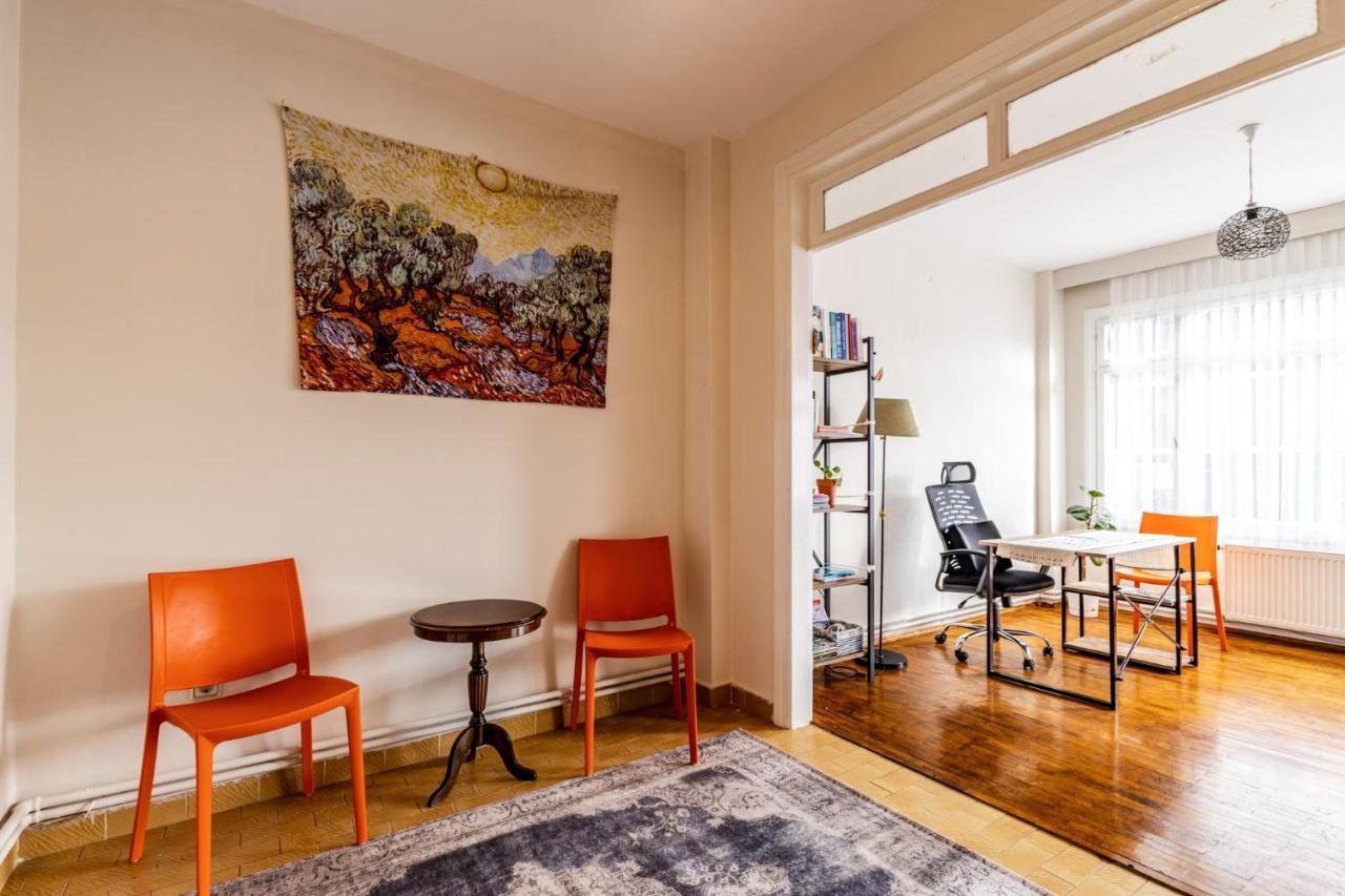 Furnished And Spacious Flat In Central Kadikoy Apartment *
