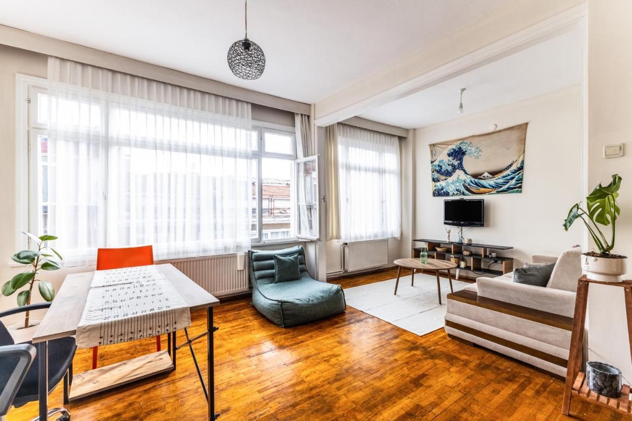 Apartment Furnished And Spacious Flat In Central Kadikoy *