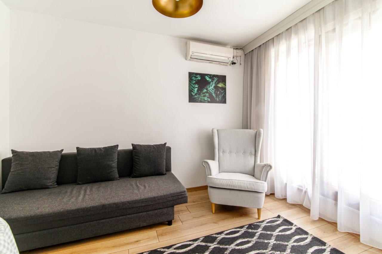 Single House Luminous And Chic Flat In Fatih Apartment