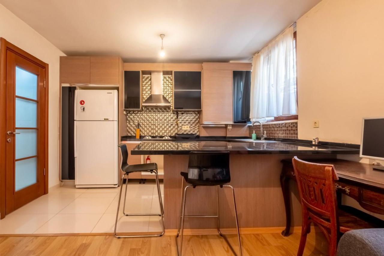 Cozy Flat With Location In Uskudar Apartment *