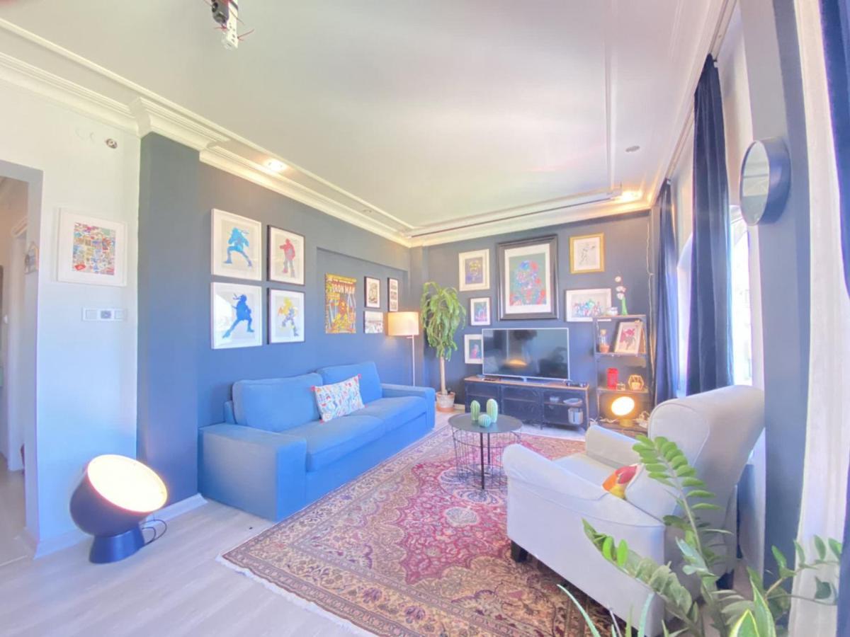 Delightful With Backyard And Bosphorus View In Uskudar *