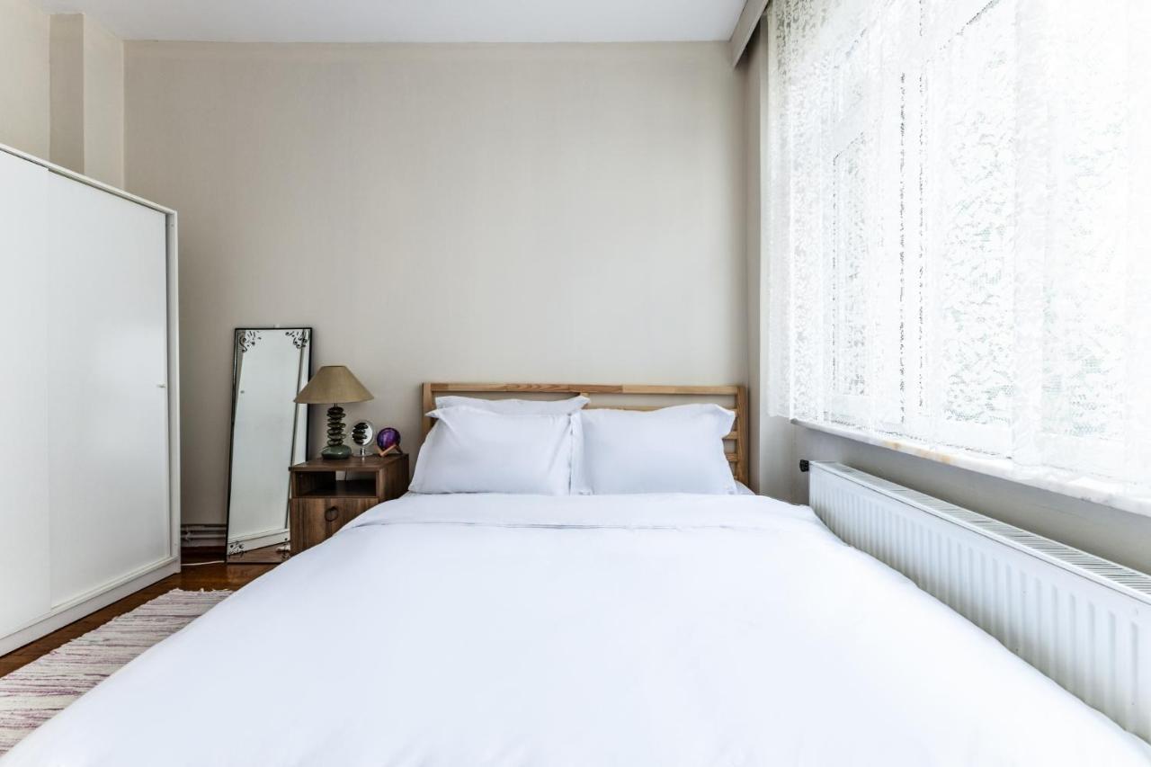 Apartment Furnished And Spacious Flat In Central Kadikoy
