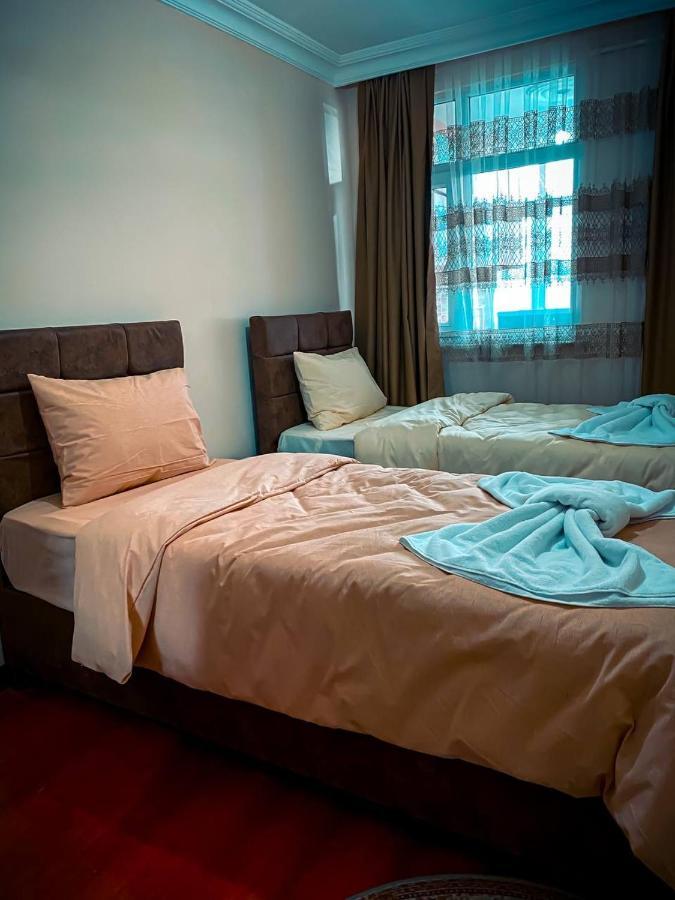 Eyuepsultan Abs Apartment