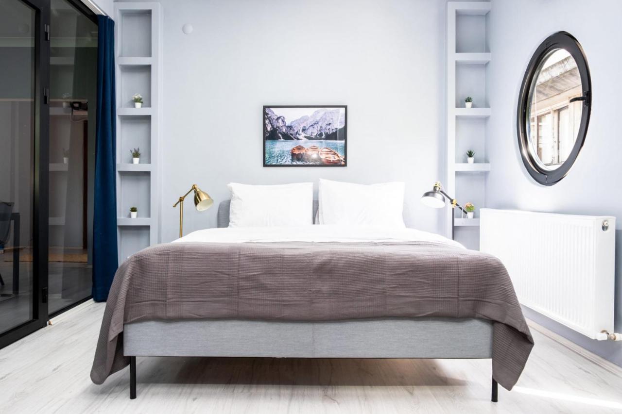 Captivating Flat On Bagdat Street Istanbul