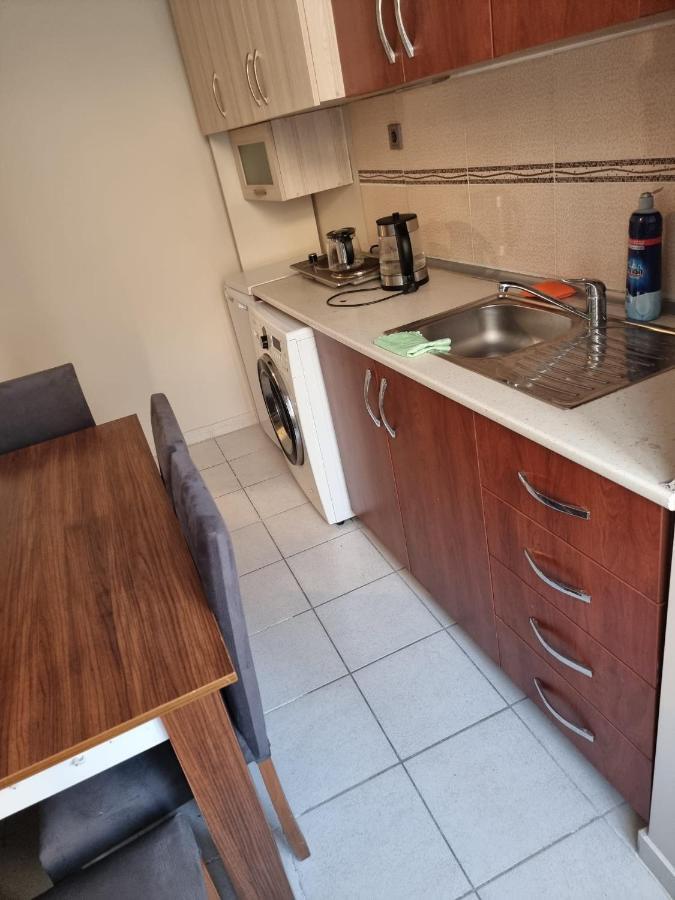 Karina Apartment