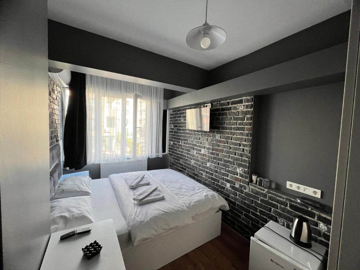 Karaca Hotel *