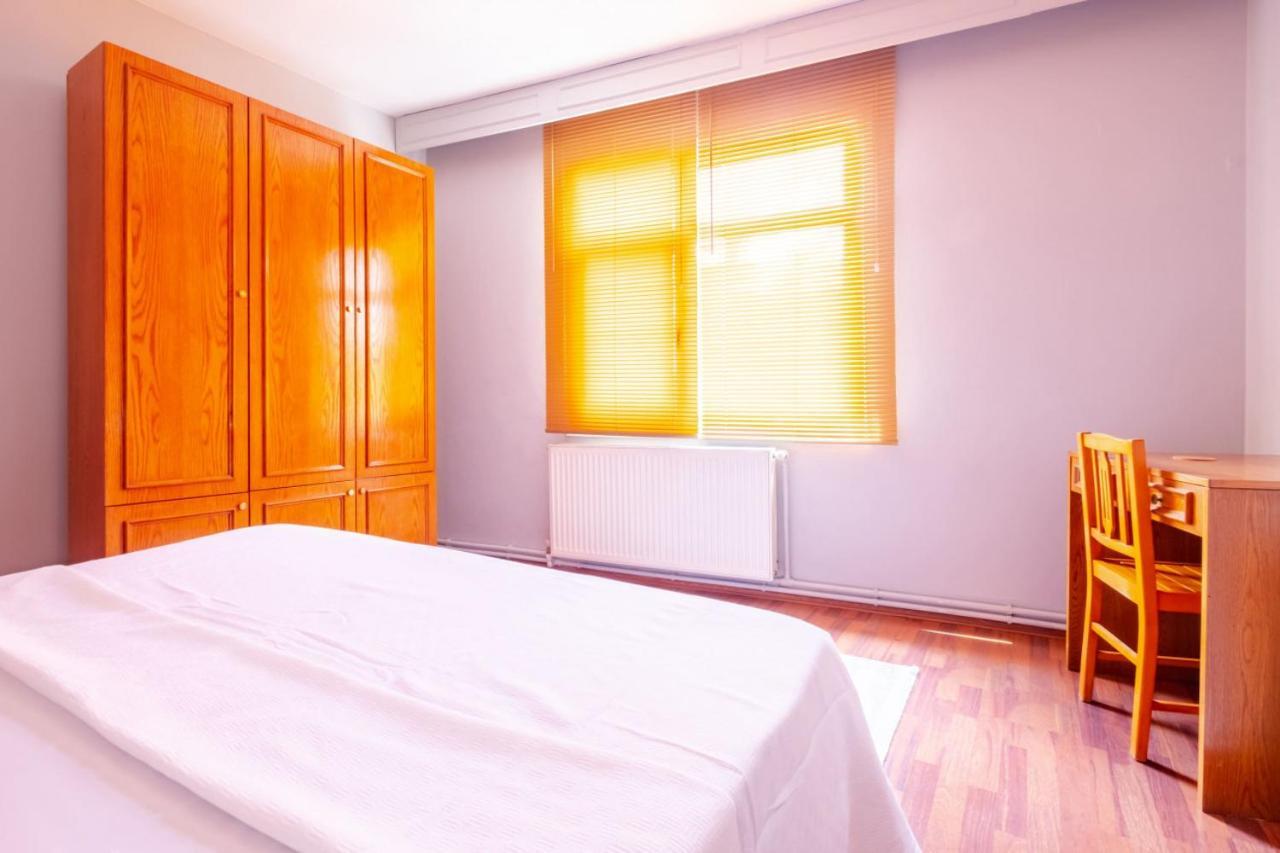 Incredible Flat W Halic View In Beyoglu Apartment
