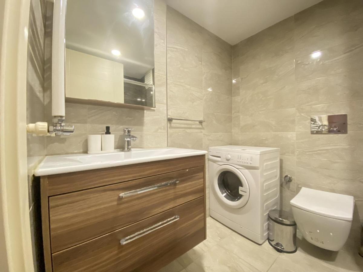 Apartment Stylish And Centrally Located Flat In Sisli