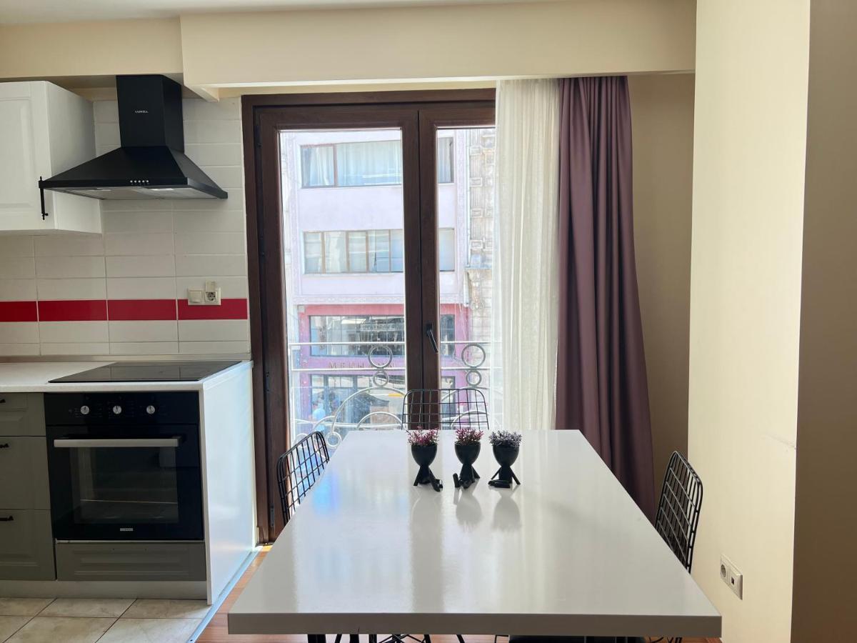 New Studio Apartment, 1br Apartment