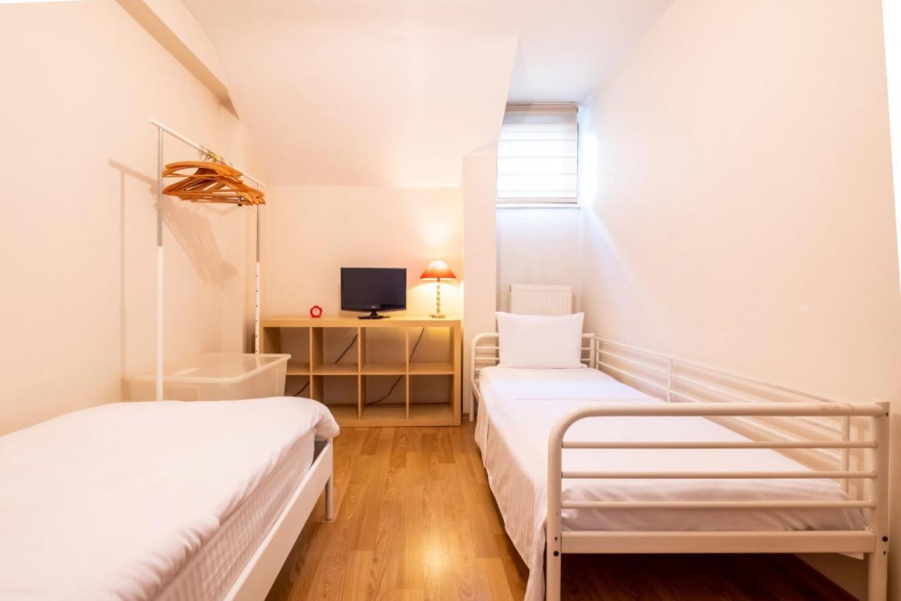 Cozy Flat With Location In Uskudar *