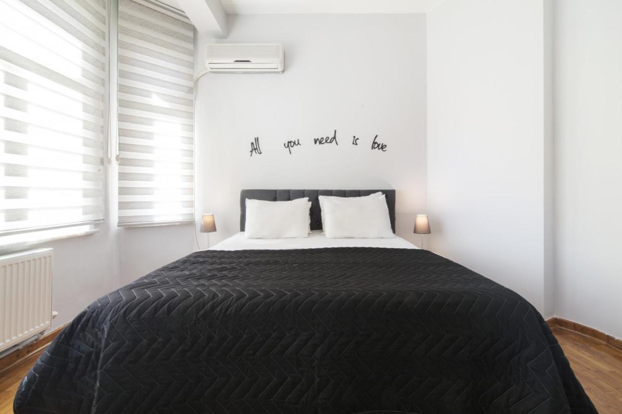 Gorgeous Flat Near Osmanbey Metro Station Apartment Istanbul