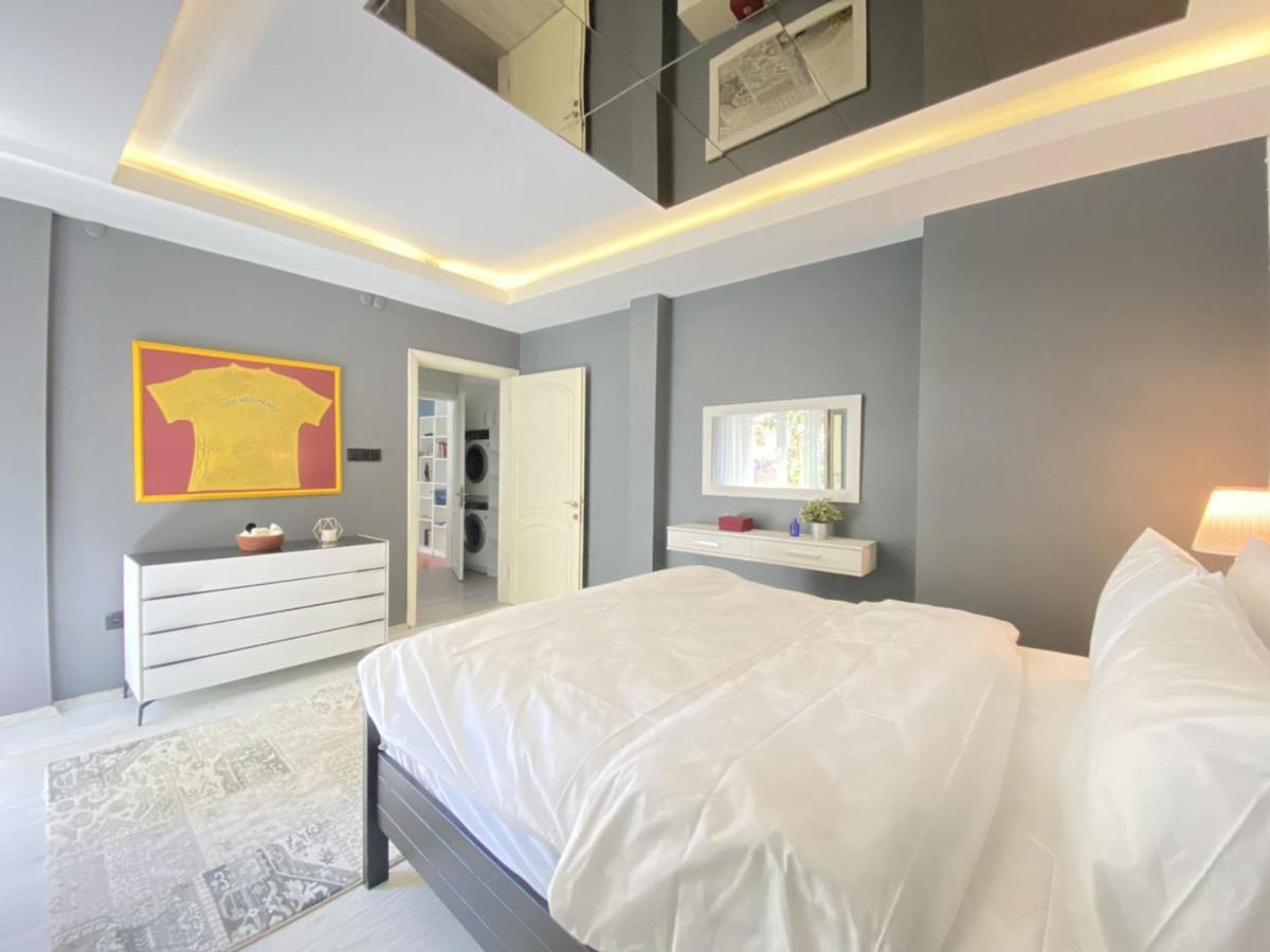 Daire Delightful With Backyard And Bosphorus View In Uskudar İstanbul