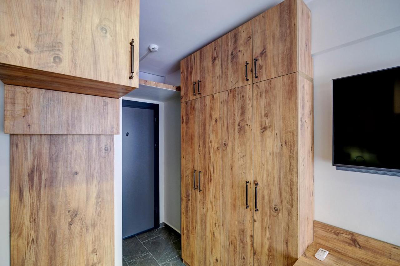 Guest house 2023 Decoration, New Electonics, 50mbps Internet, Modern, Studio, 18m2, Location, 300 M To Bosphorus Istanbul