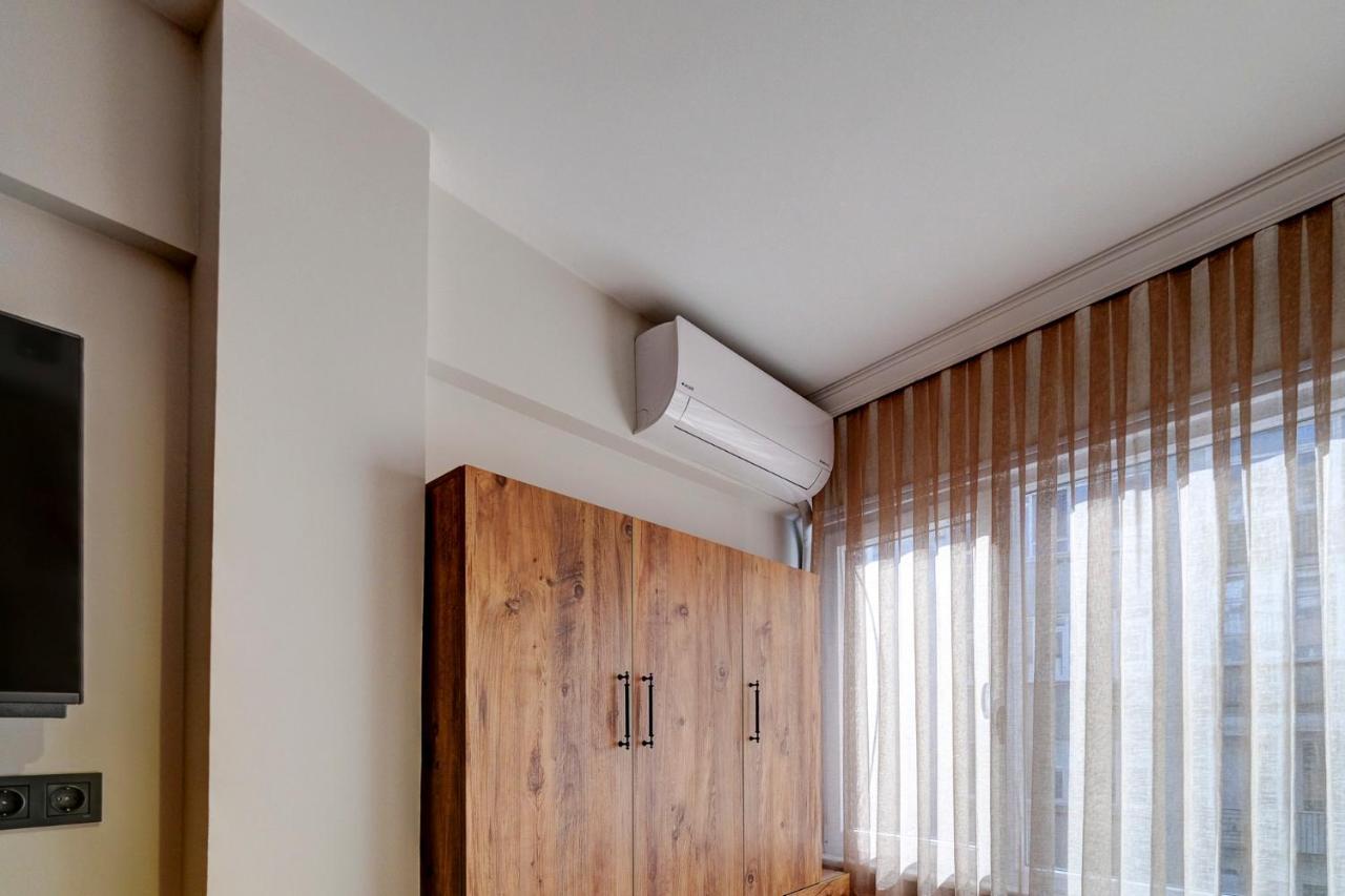 2023 Decoration, New Electonics, 50mbps Internet, Modern, Studio, 18m2, Location, 300 M To Bosphorus Guest house Istanbul