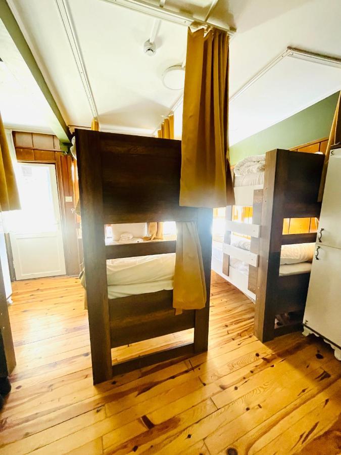 Bed & Breakfast The Local &