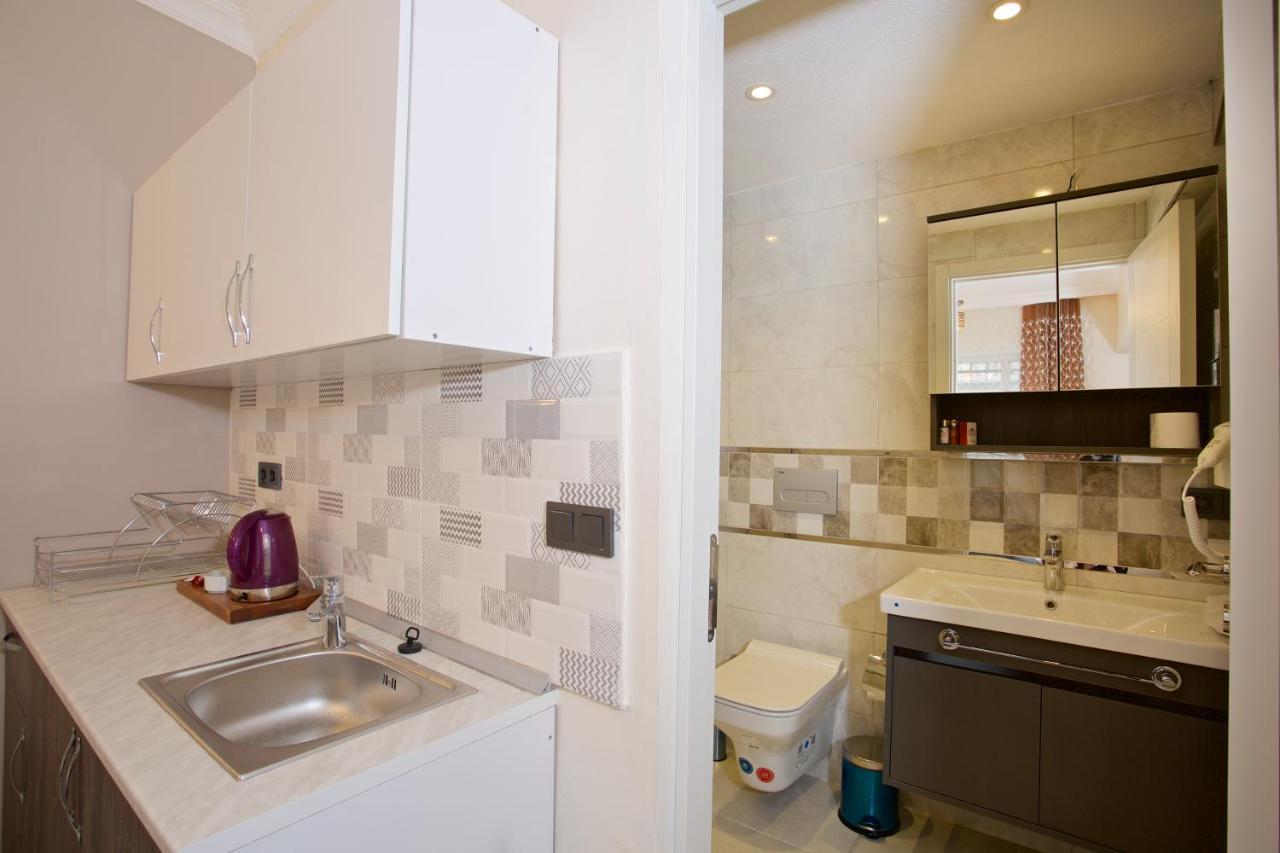 Apartment House 23