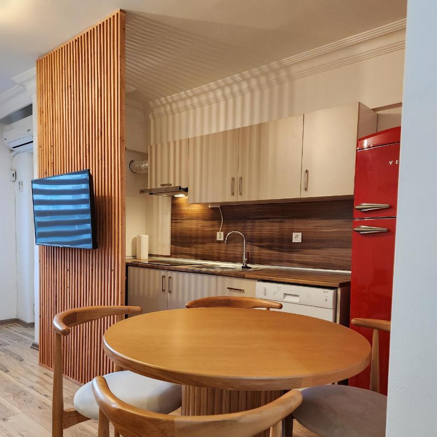 Filiz Kargin Apartment Istanbul