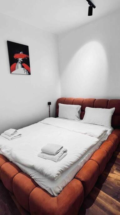 New 4bedroom 3bathroom Elevator Fatih/balcony Ac *