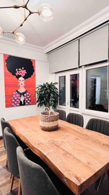 New 4bedroom 3bathroom Elevator Fatih/balcony Ac *