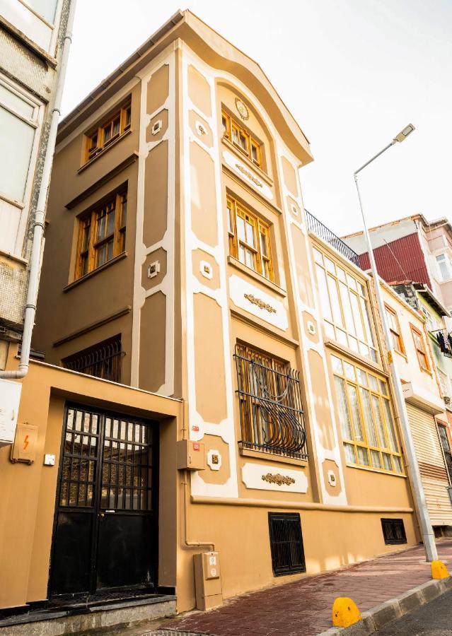Cosa Zeyrek- At The Heart Of Holiday home