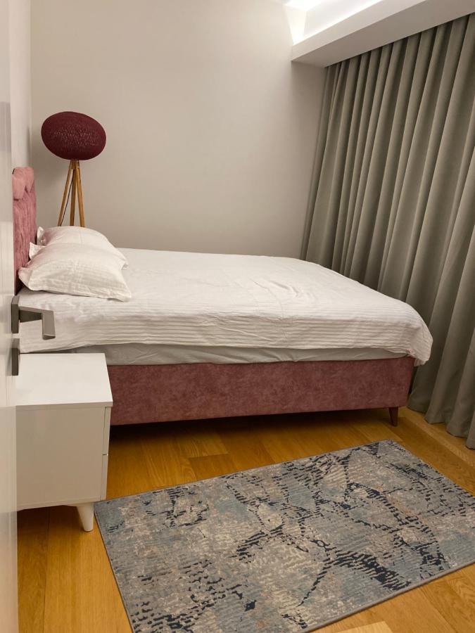 Ultra Lux Daire Apartment *