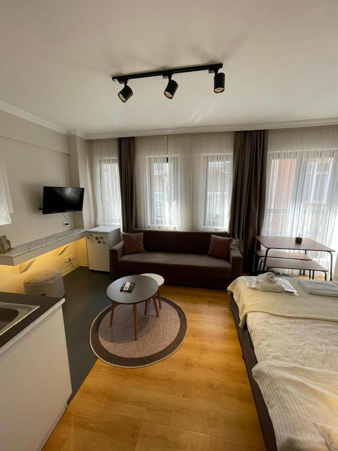 Golden Arrow Suits Ortakoey Aparthotel