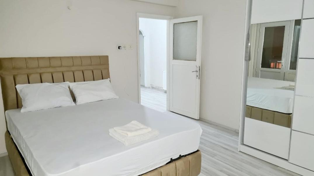 Sweet Flat