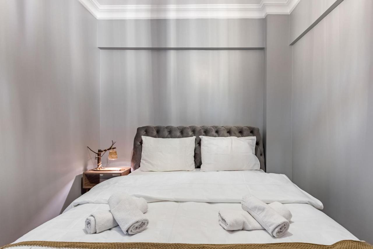 Apartment Stylish In Moda Near Popular Attractions With Balcony Istanbul