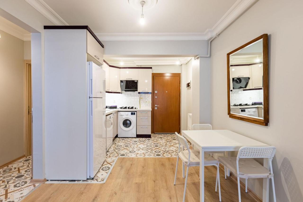 Lovely Flat Near Metro Station In Sisli Apartment Istanbul