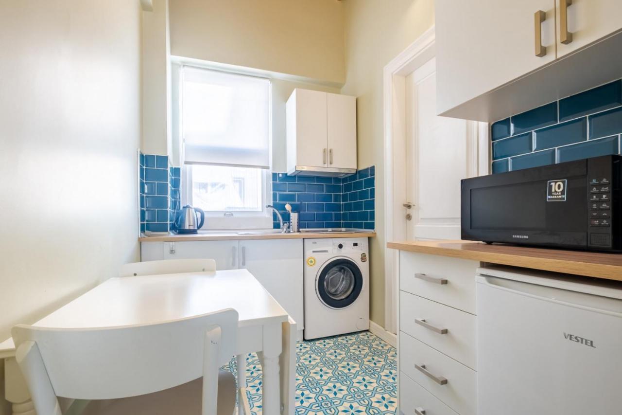 Delightful Flat Near Taksim Square In Sisli Apartment