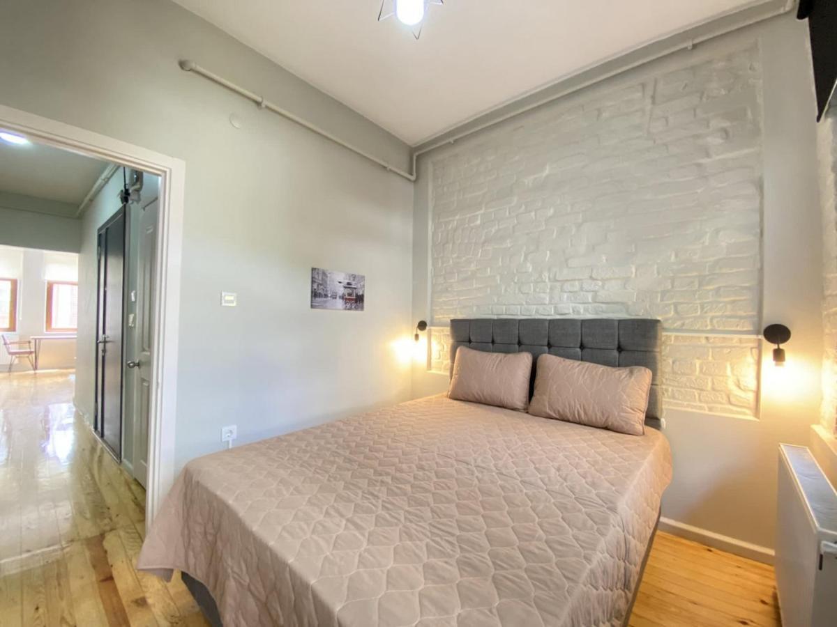 Apartment Flat Within Walking Distance To Taksim Square *