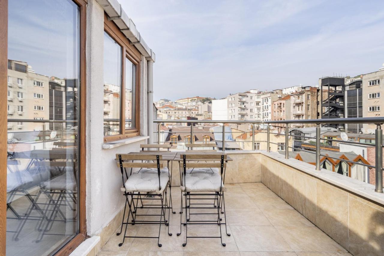 Stylish Duplex With Terrace 650 M To Galata Tower Apartment Istanbul
