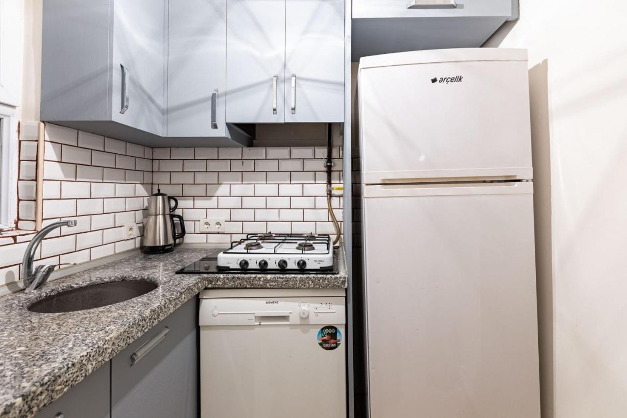 Modern Flat 5-min Walk To Taksim Square In Beyoglu