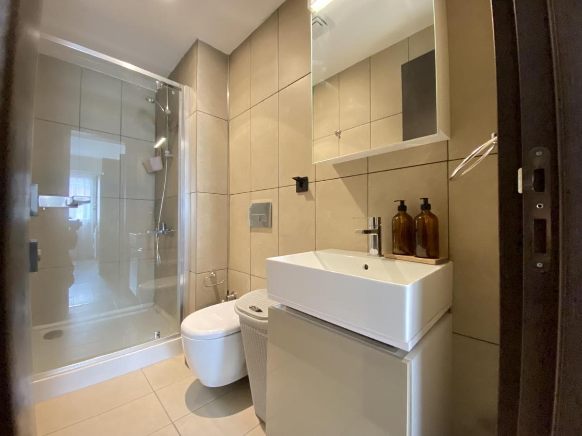 Convenient Flat In Secured In Kagithane *
