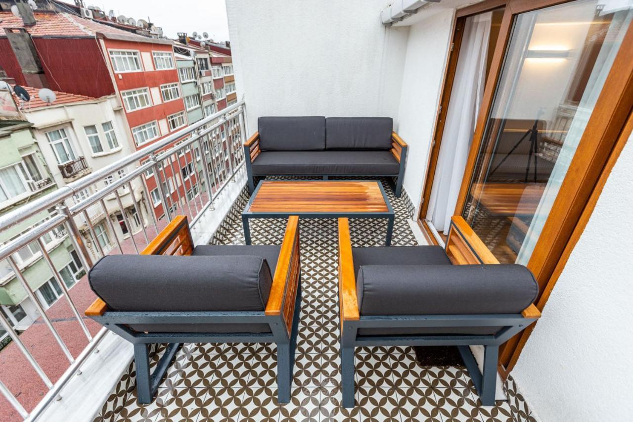 Apartment Flat With Lovely Terrace Near Osmanbey Metro Station In Ferikoy, Sisli *