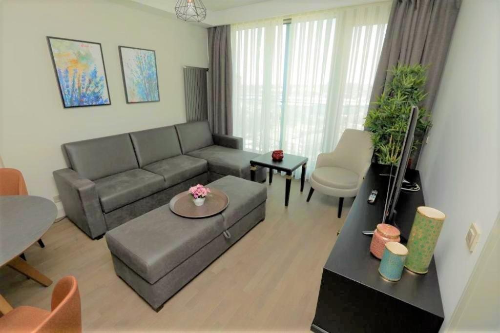Apartment Retro 9 Homes & Suites