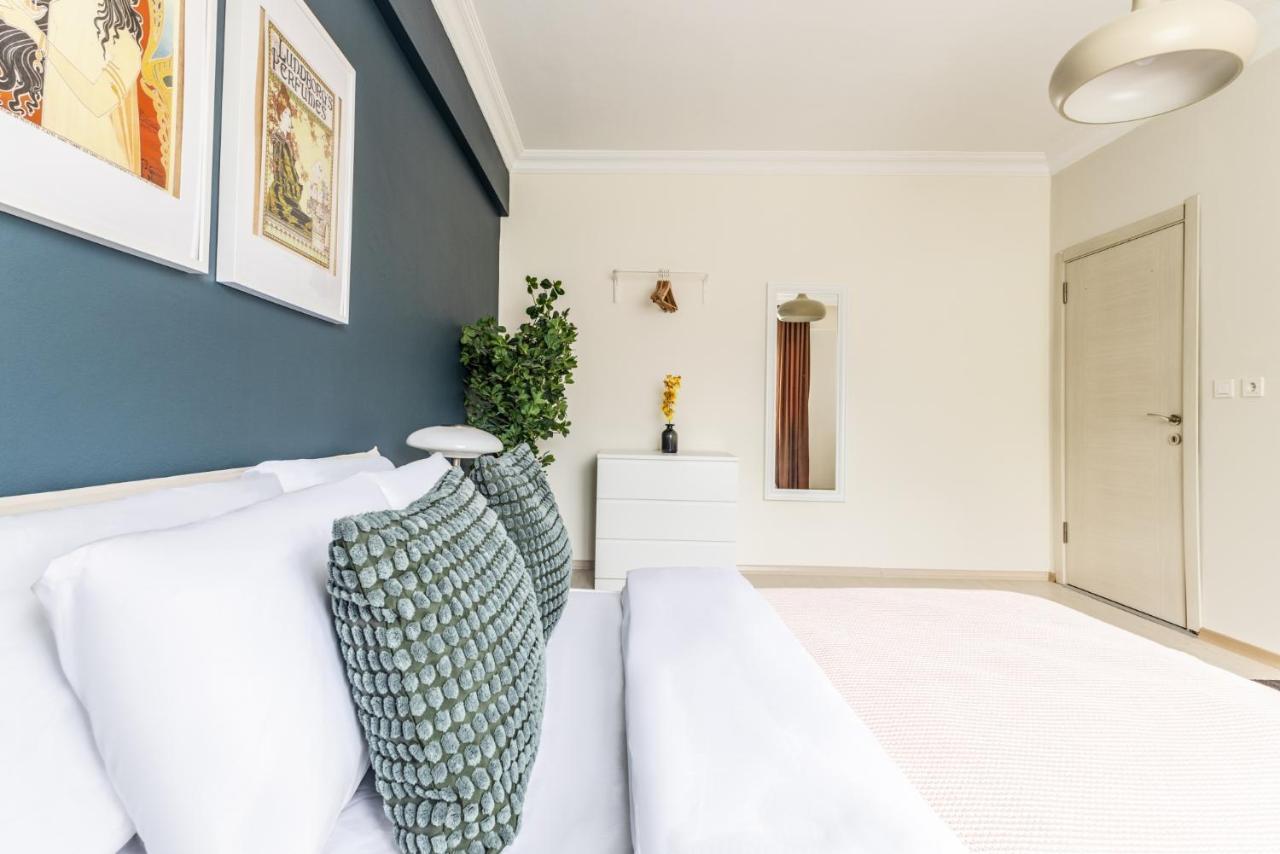 Chic Sea View Flat On Bagdat Avenue In Bostanci Apartment *