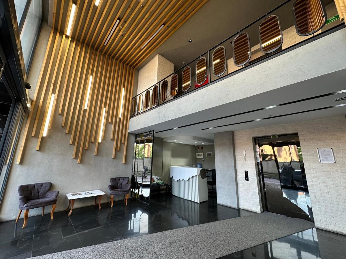 Sisli Modern Residence, 2 Bedroom Apartments, 250m Metro Station Apartment Istanbul