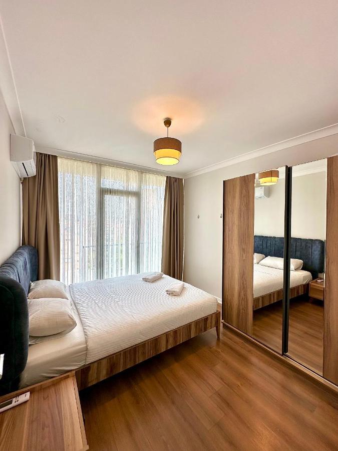 Sisli Modern Residence, 2 Bedroom Apartments, 250m Metro Station Apartment