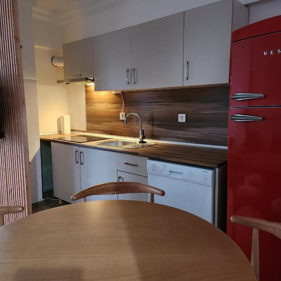 Filiz Kargin Apartment Istanbul