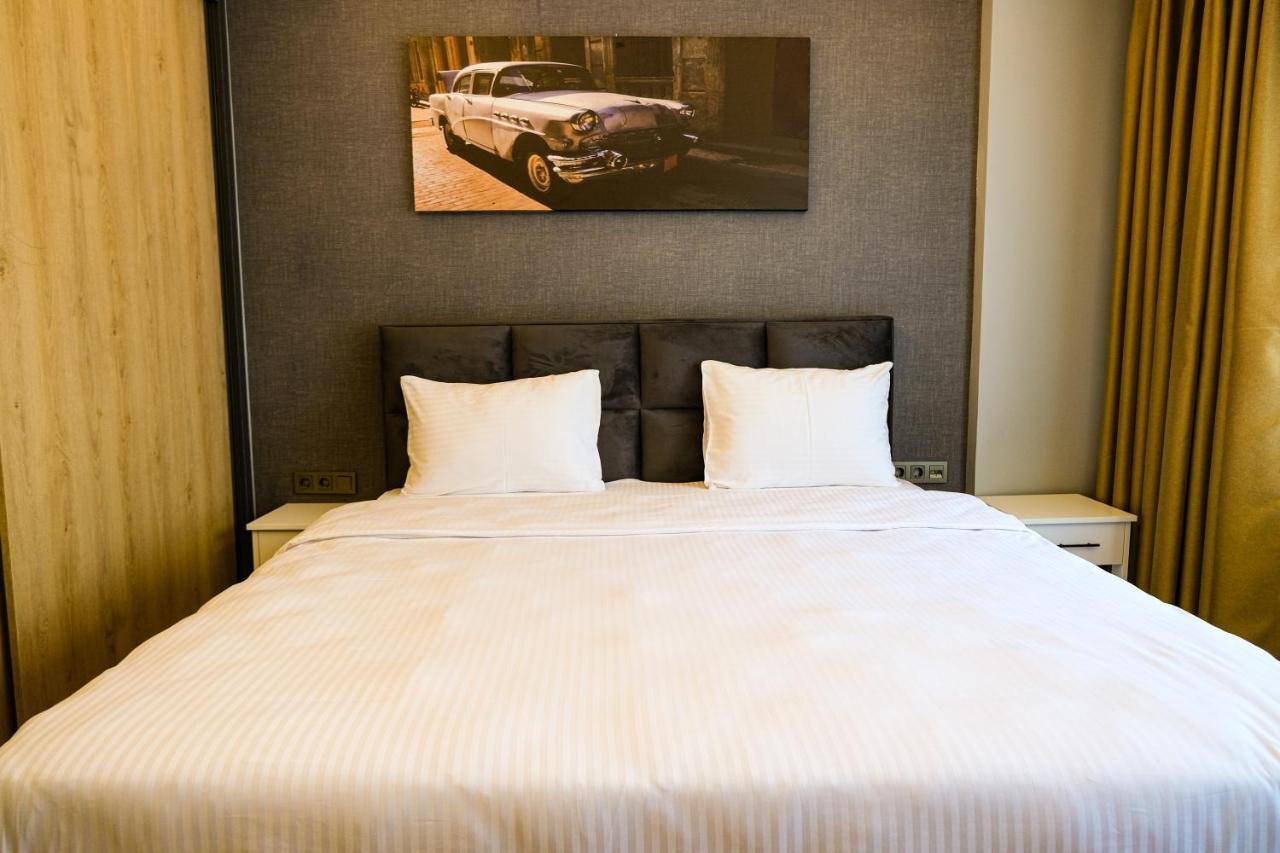 Sign Of - Taksim Hotel