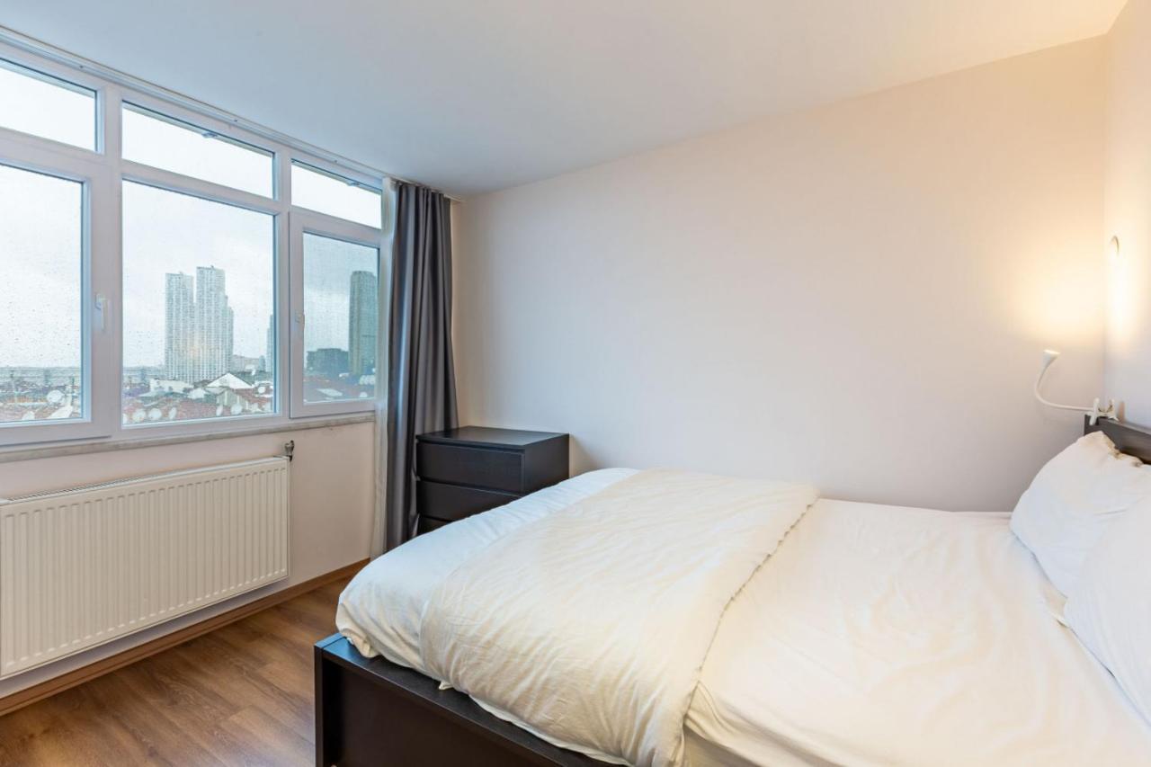 Flat With Lovely Terrace Near Osmanbey Metro Station In Ferikoy, Sisli Apartment