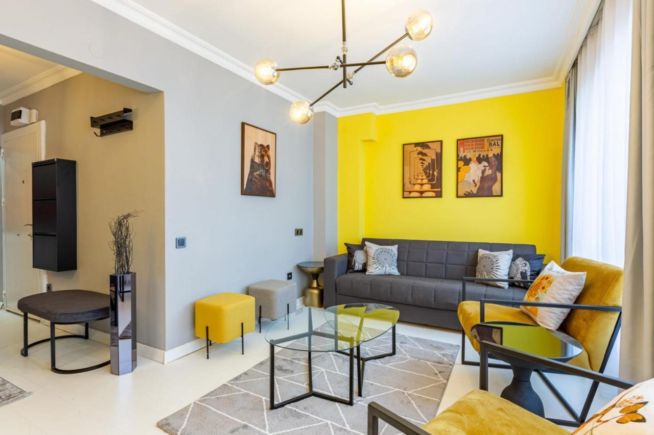 Flat Central Location On Rumeli Street Nisantasi Apartment