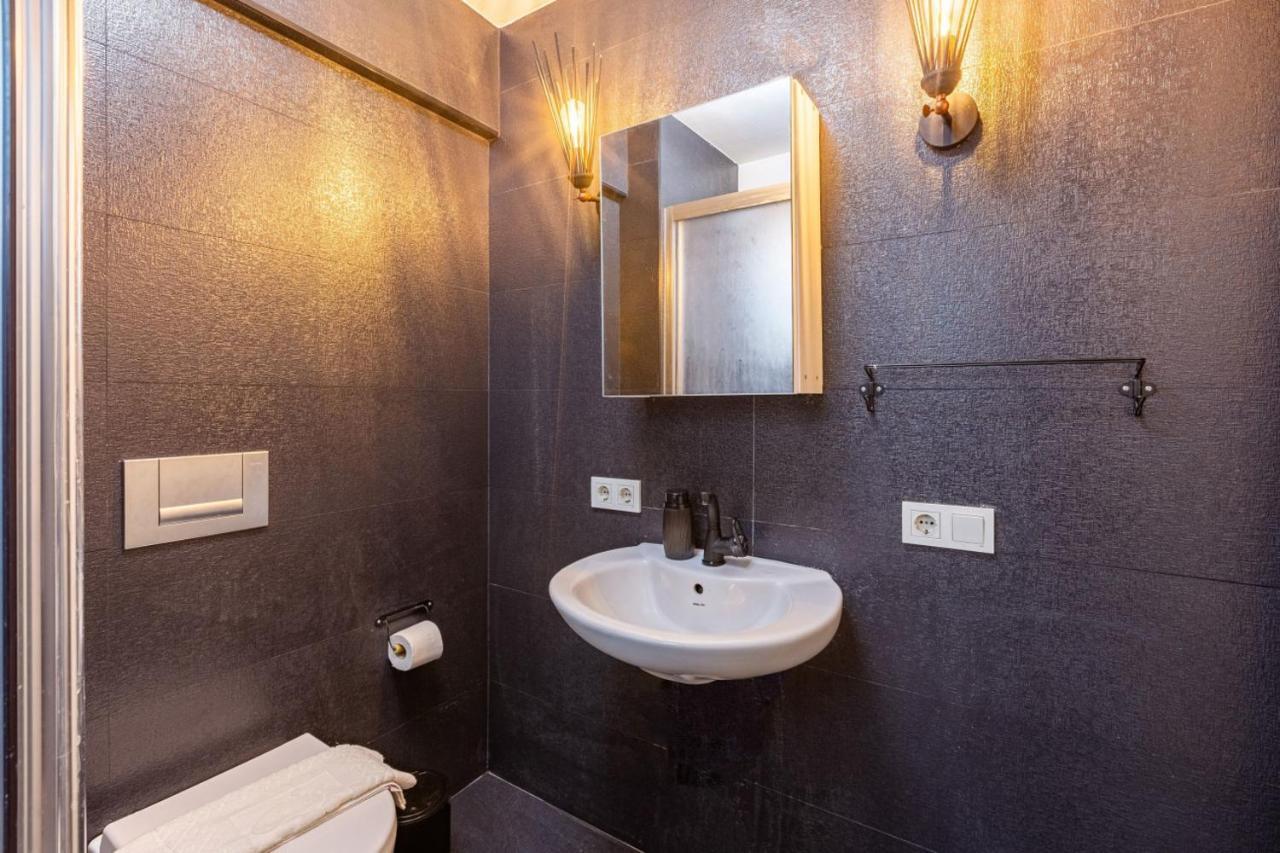 Flat Central Location On Rumeli Street Nisantasi Istanbul